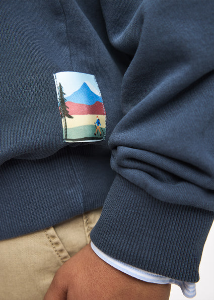 Funnel neck pullover