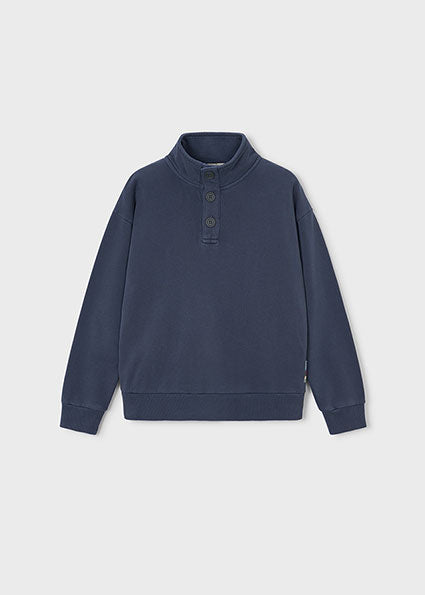 Funnel neck pullover