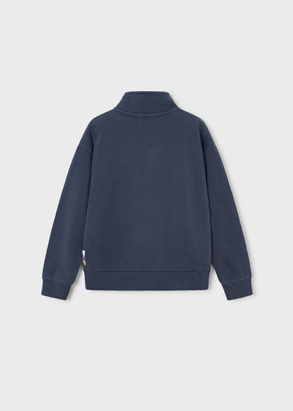 Funnel neck pullover